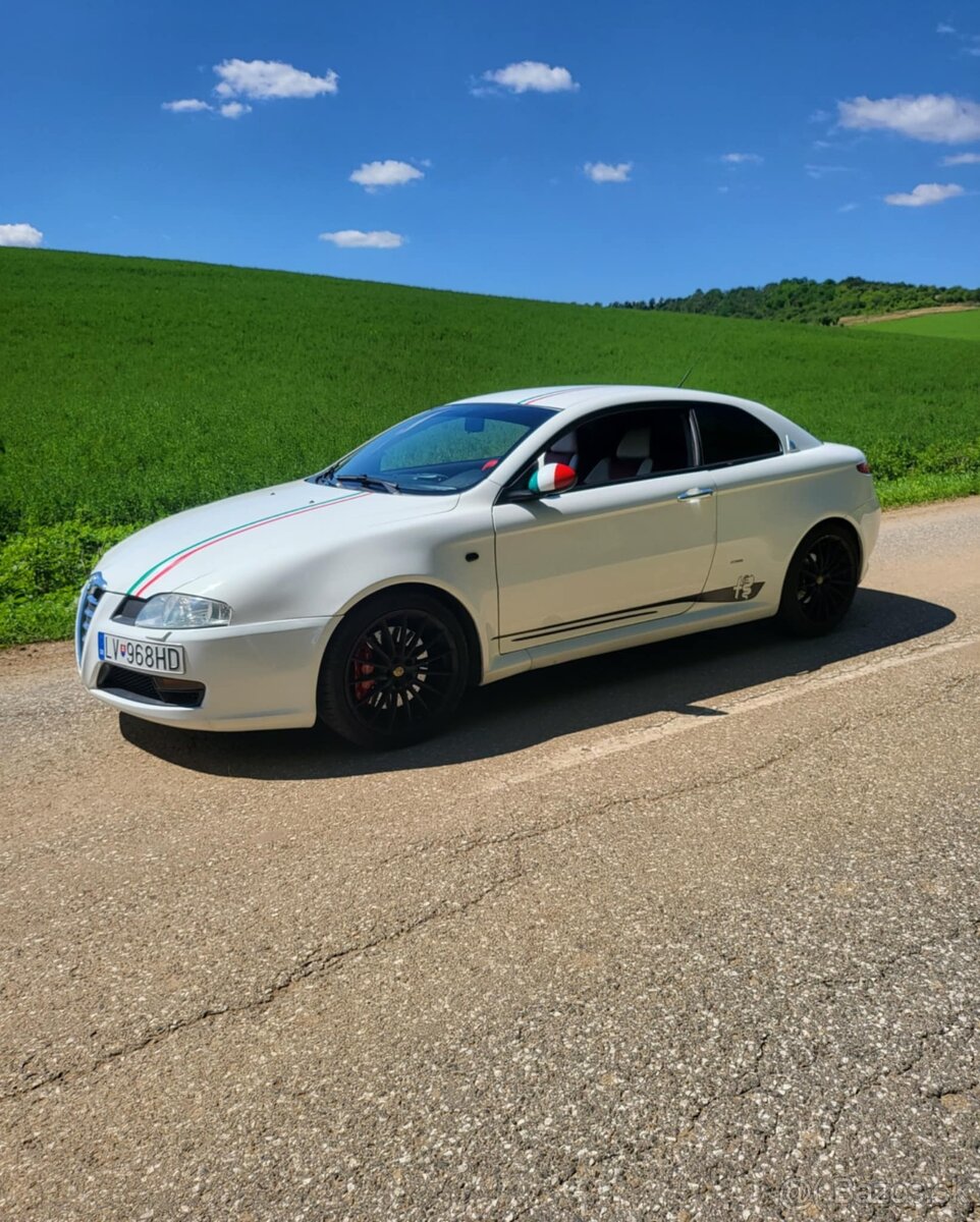 Alfa Romeo GT 3.2 V6 BUSO