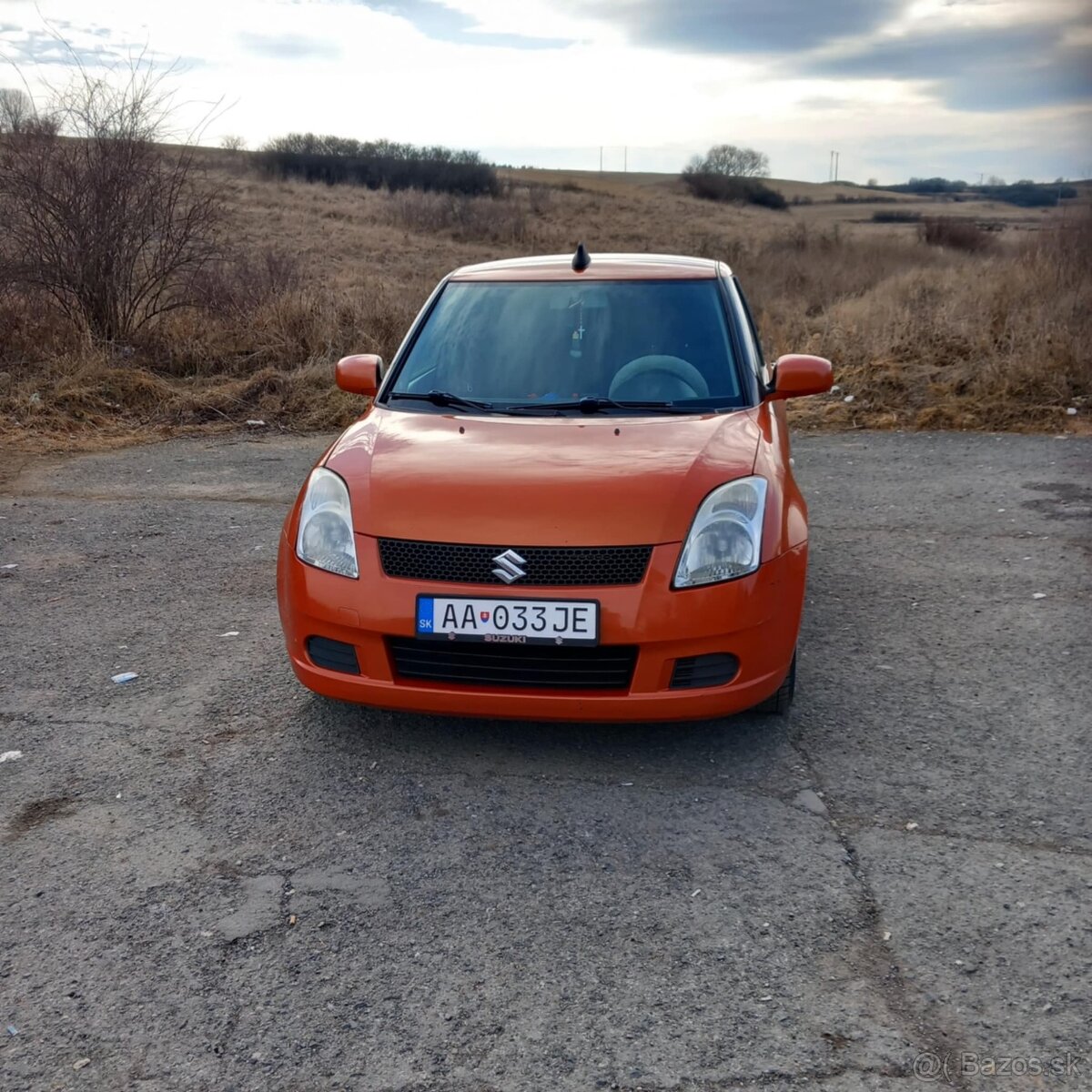 SUZUKI SWIFT