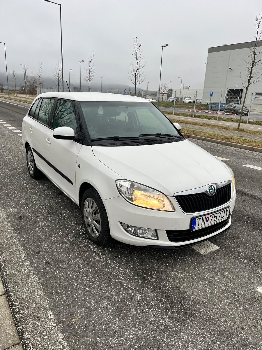 Škoda Fábia 2 combi  1.6tdi 66kw 267000