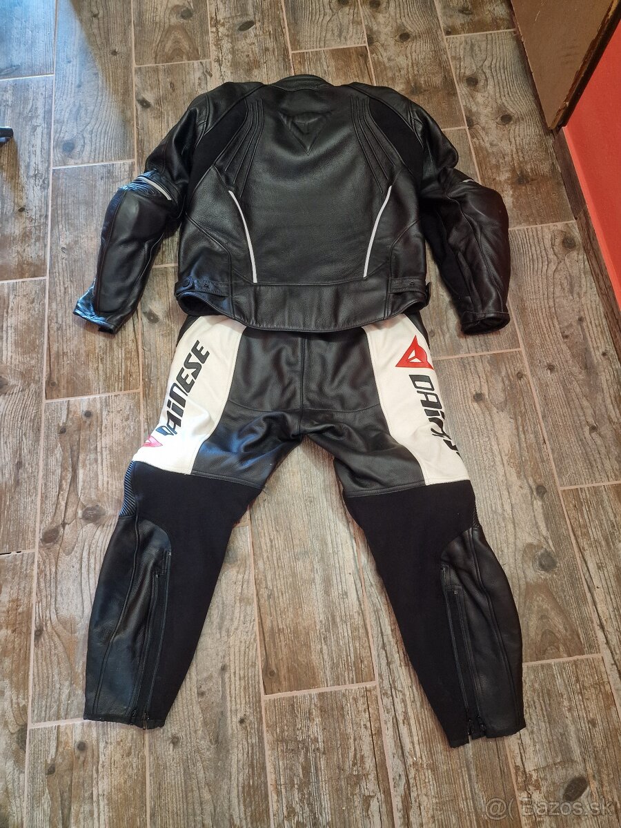 Dainese dvojdielna motokombinéza.