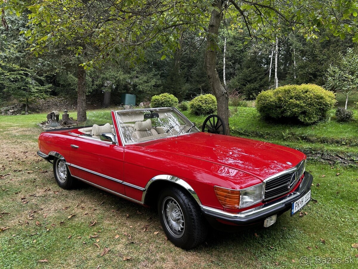 Mercedes SL W107