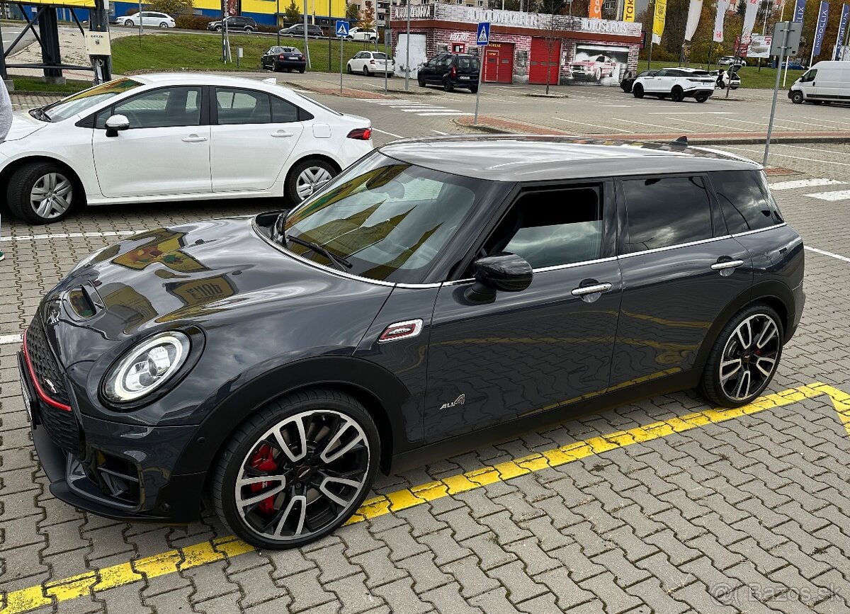 MINI CLUBMAN JOHN COOPER WORKS