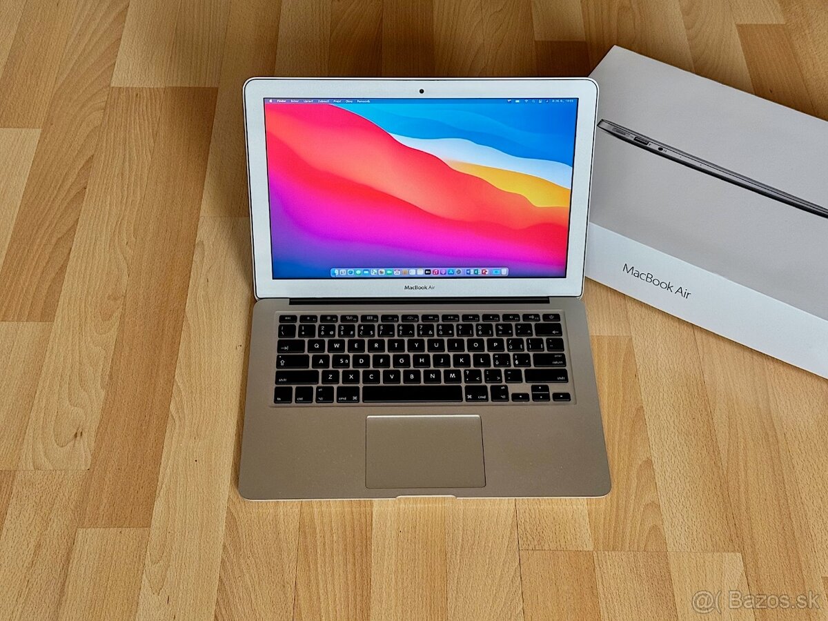 ZÁRUKA-MacBook Air 13", i7-1.7GHz/8GB/256GB, NOVÁ BATÉRIA