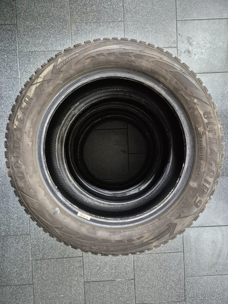 Zimné pneumatiky Goodyr ultragrip 9, 205/55 R16 91H