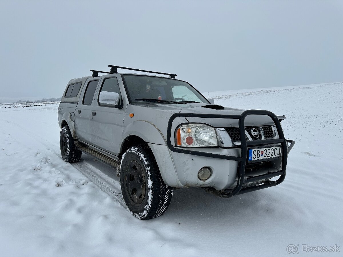 Navara d22