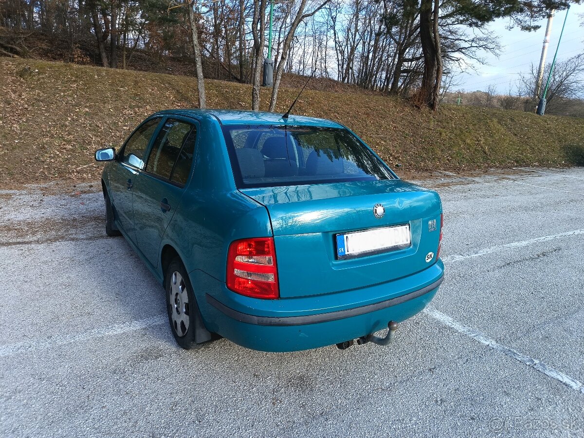 Škoda Fabia sedan