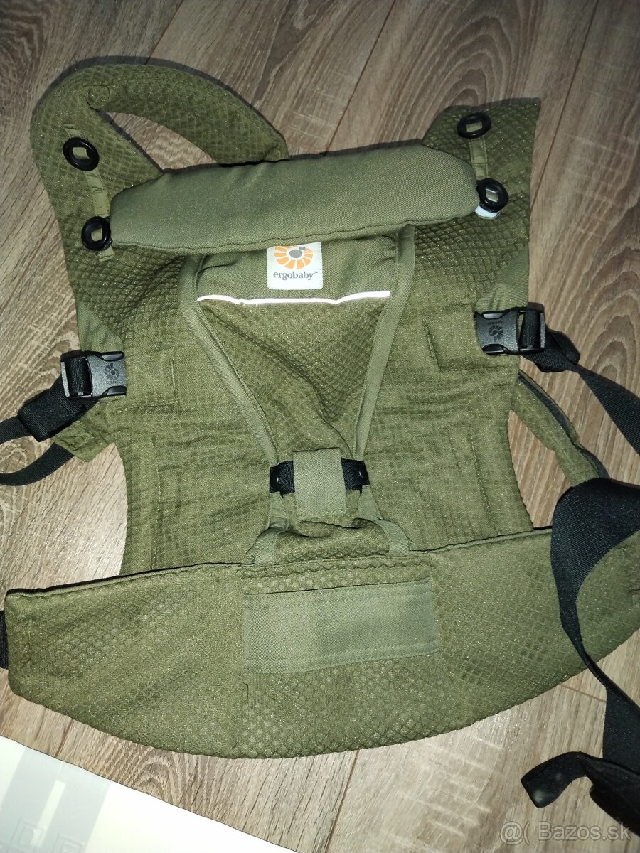 Ergobaby ADAPT Soft Flex Mesh nosič - Olive green