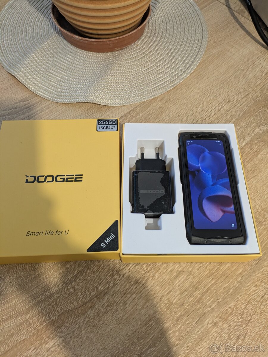 Doogee Smini 8/256Gb