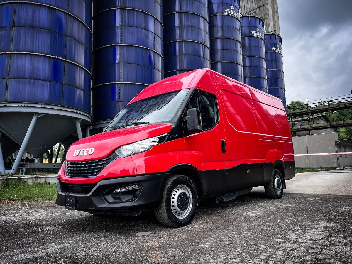 Predam Iveco Daily - CNG r.v.2022 naj.14 800km ⭐ODPOČET DPH⭐