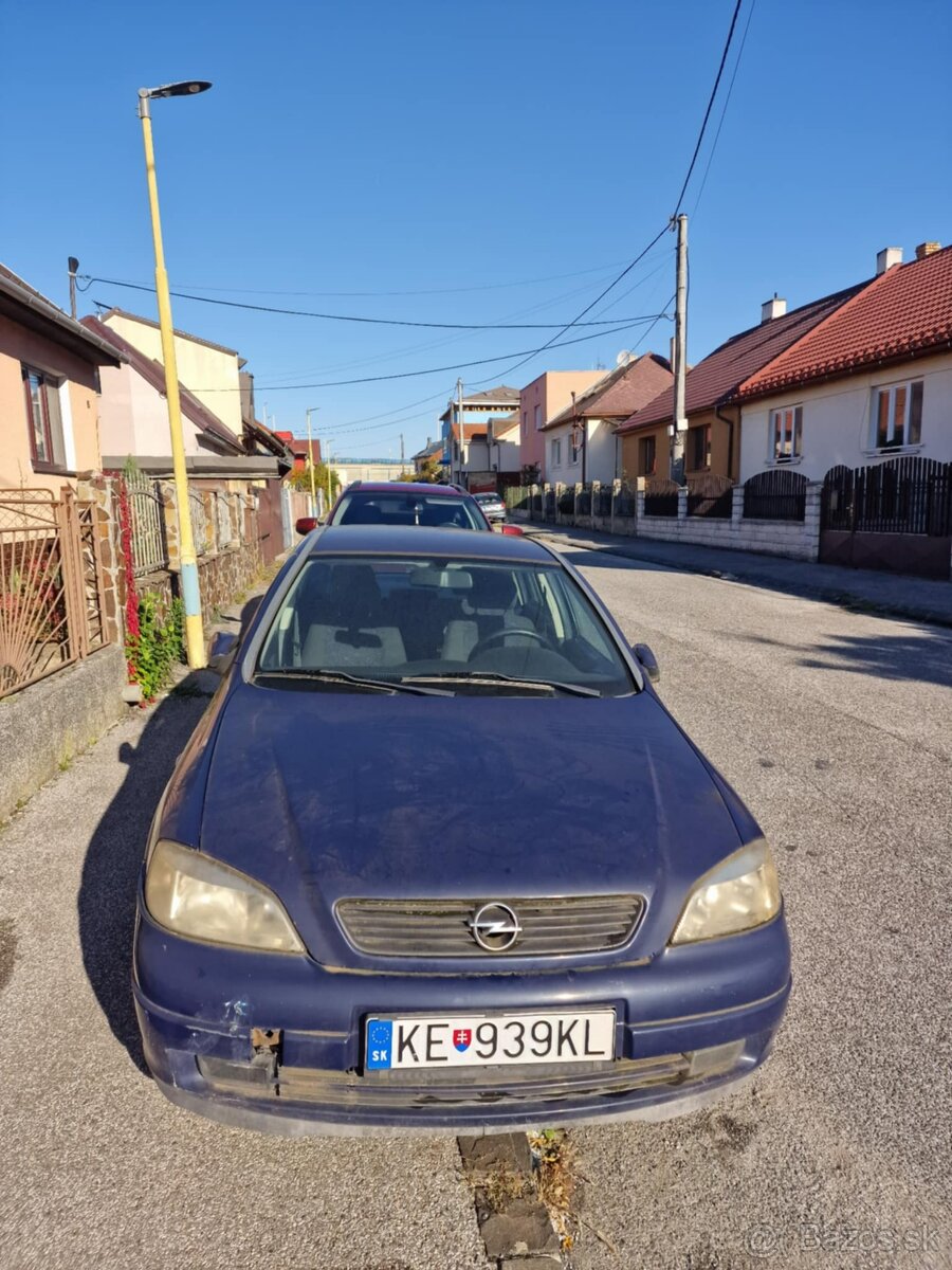 Opel Astra 1.4 i