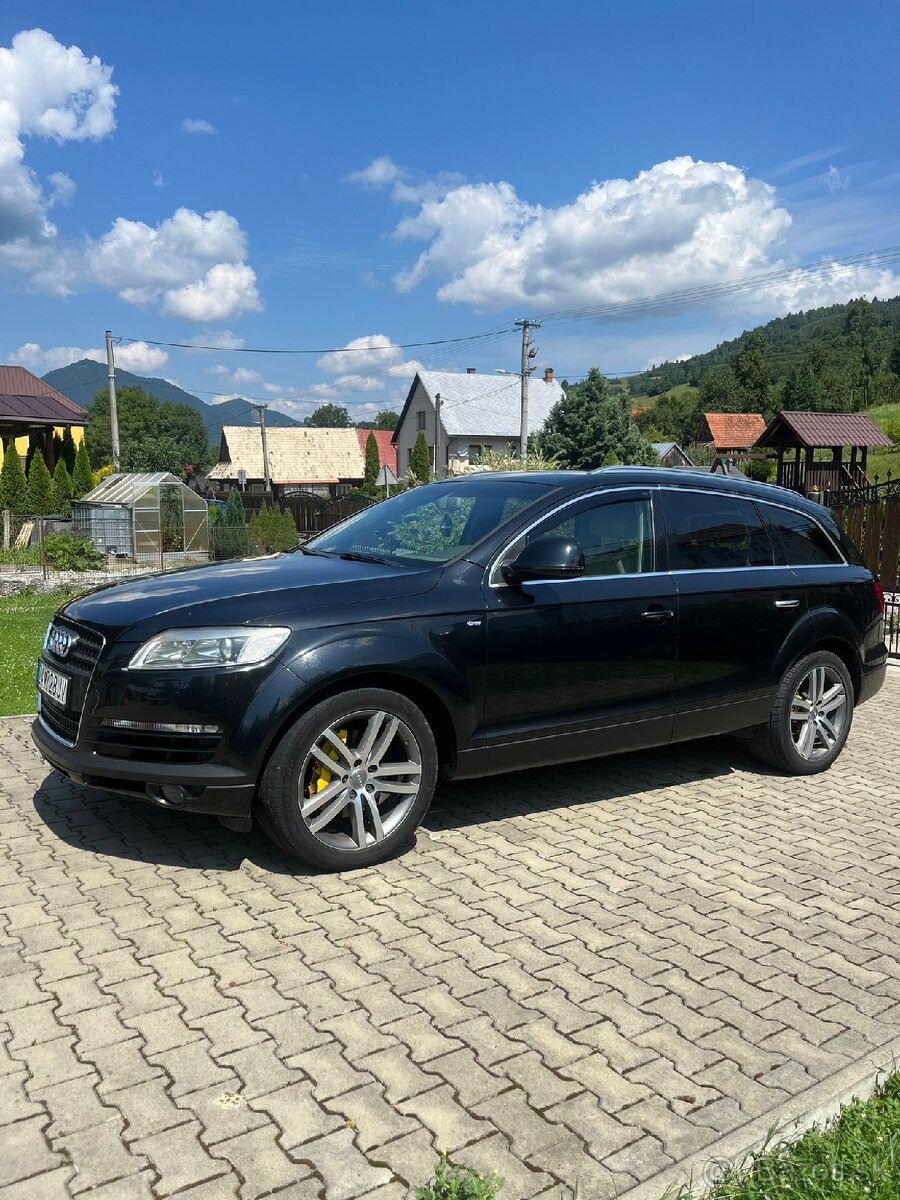 Audi Q7 7 miestne 3.0 TDI Quattro