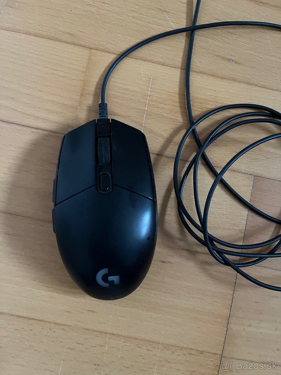 Logitech myš