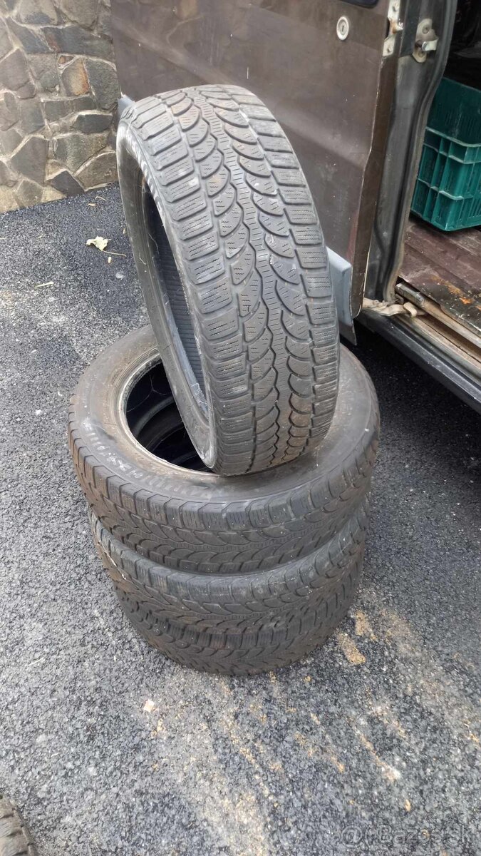 185/60R15. 84T. Bridgestone zimné