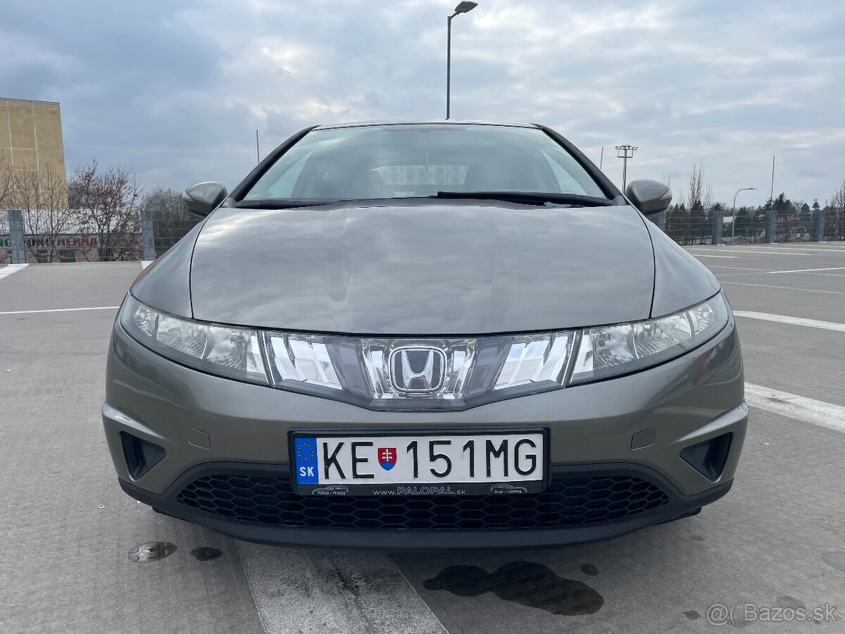 Honda Civic 1.8VTEC 103kw 2008