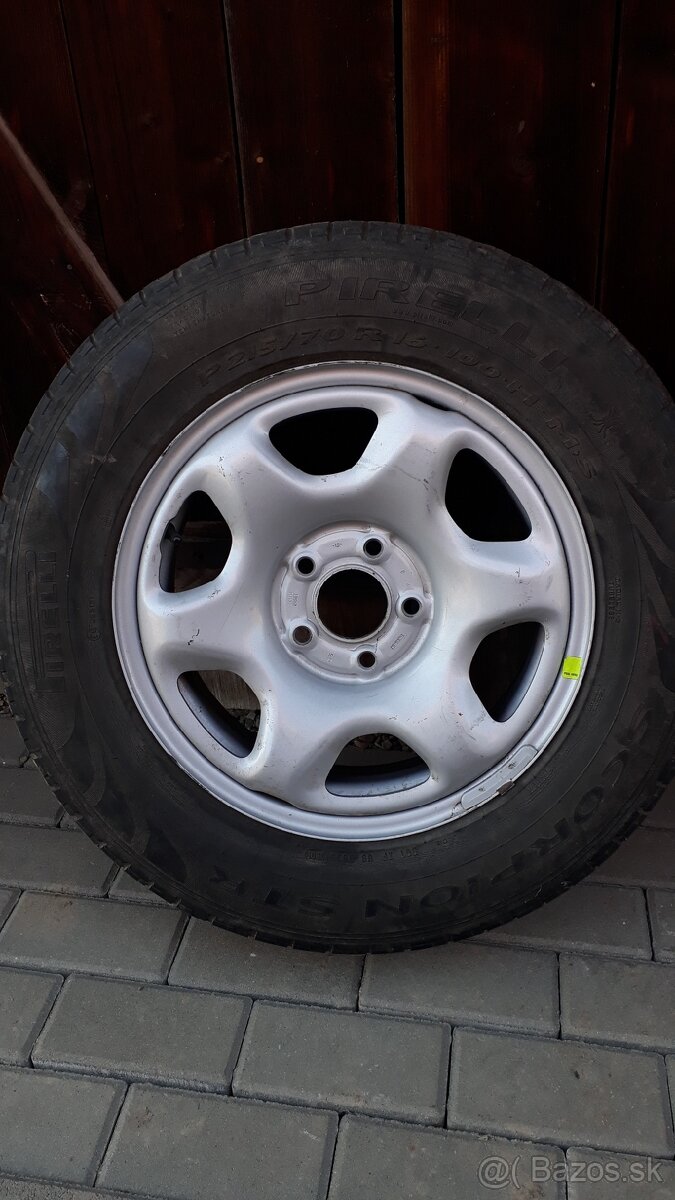 Plechový disk + pneu 215/70 R16