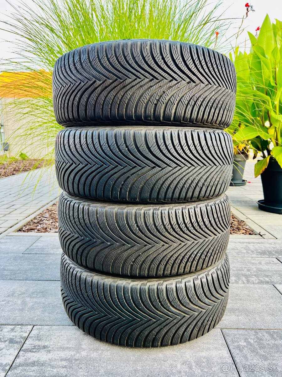 Zimní pneu Michelin Alpin 5 - 205/45r17 ( 6-7mm ) 4ks