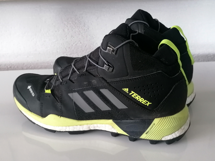 ADIDAS TERREX  Skychaser XT Mid GTX  PC:208,50EUR  Tenisky