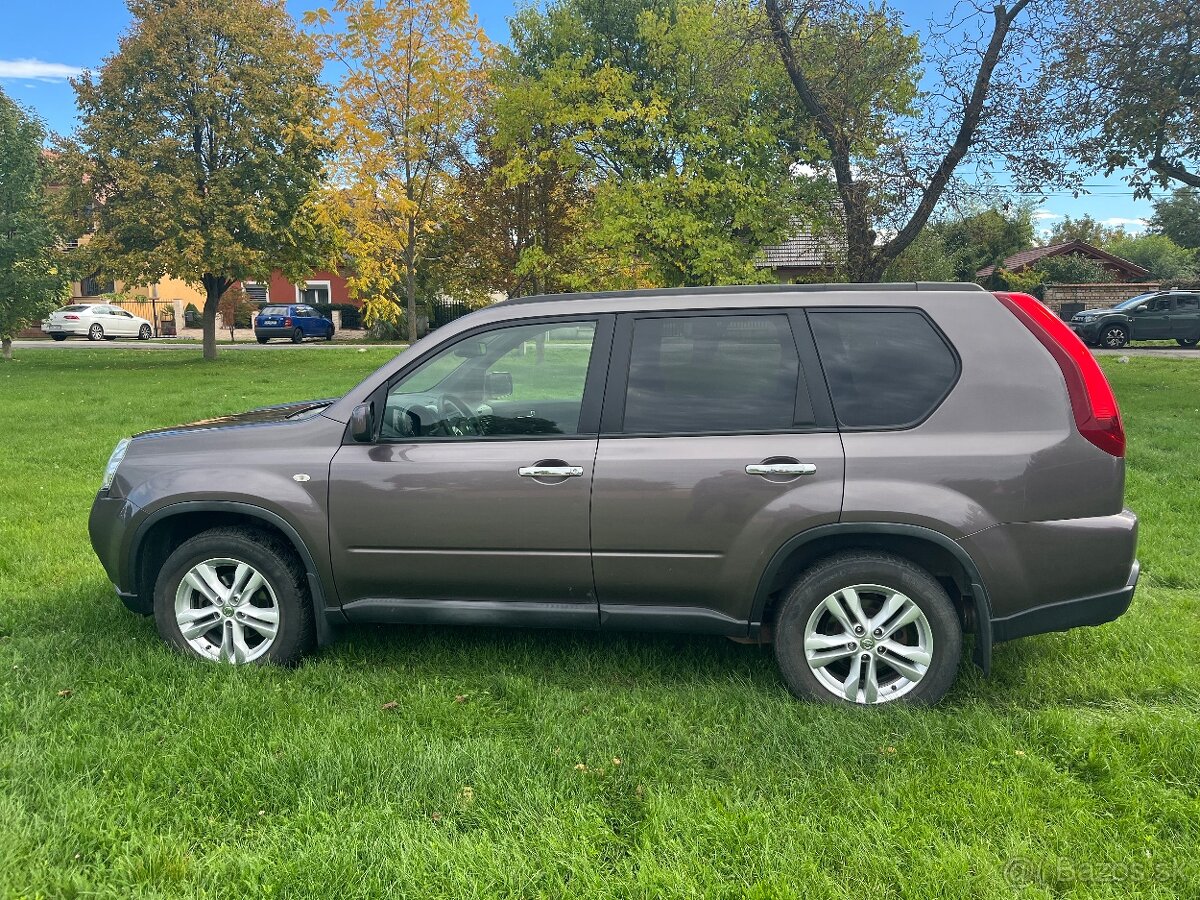 Nissan x-trail T31 2012