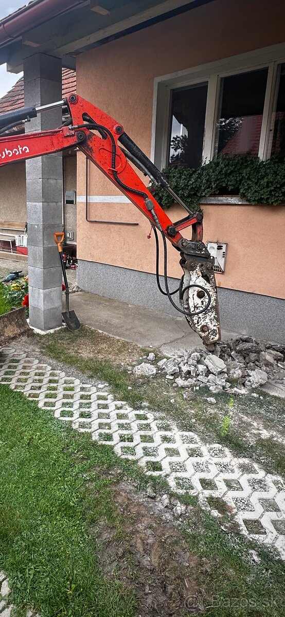 Hydraulické búracie kladivo