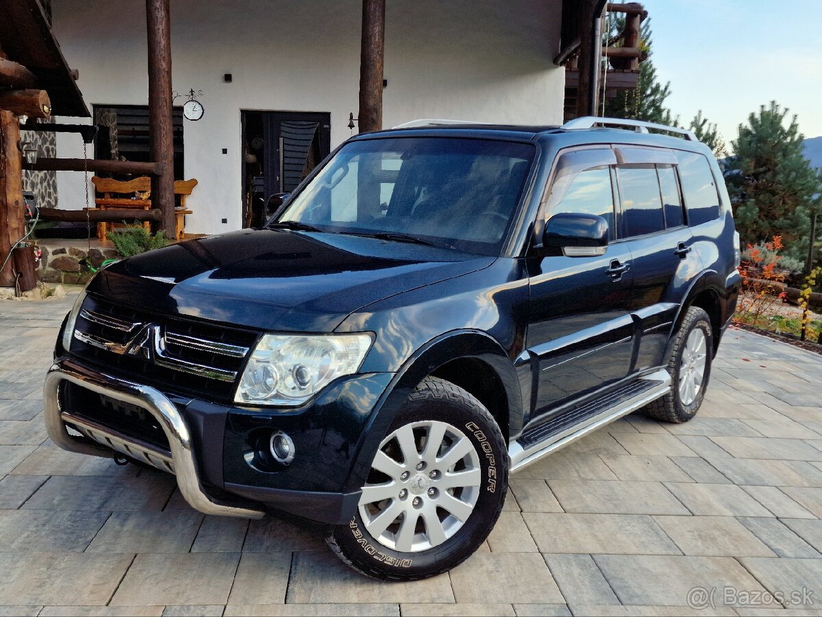 Mitsubishi Pajero Wagon 3.2 DI-D UZÁVIERKA VEĽMI ZACHOVALÉ