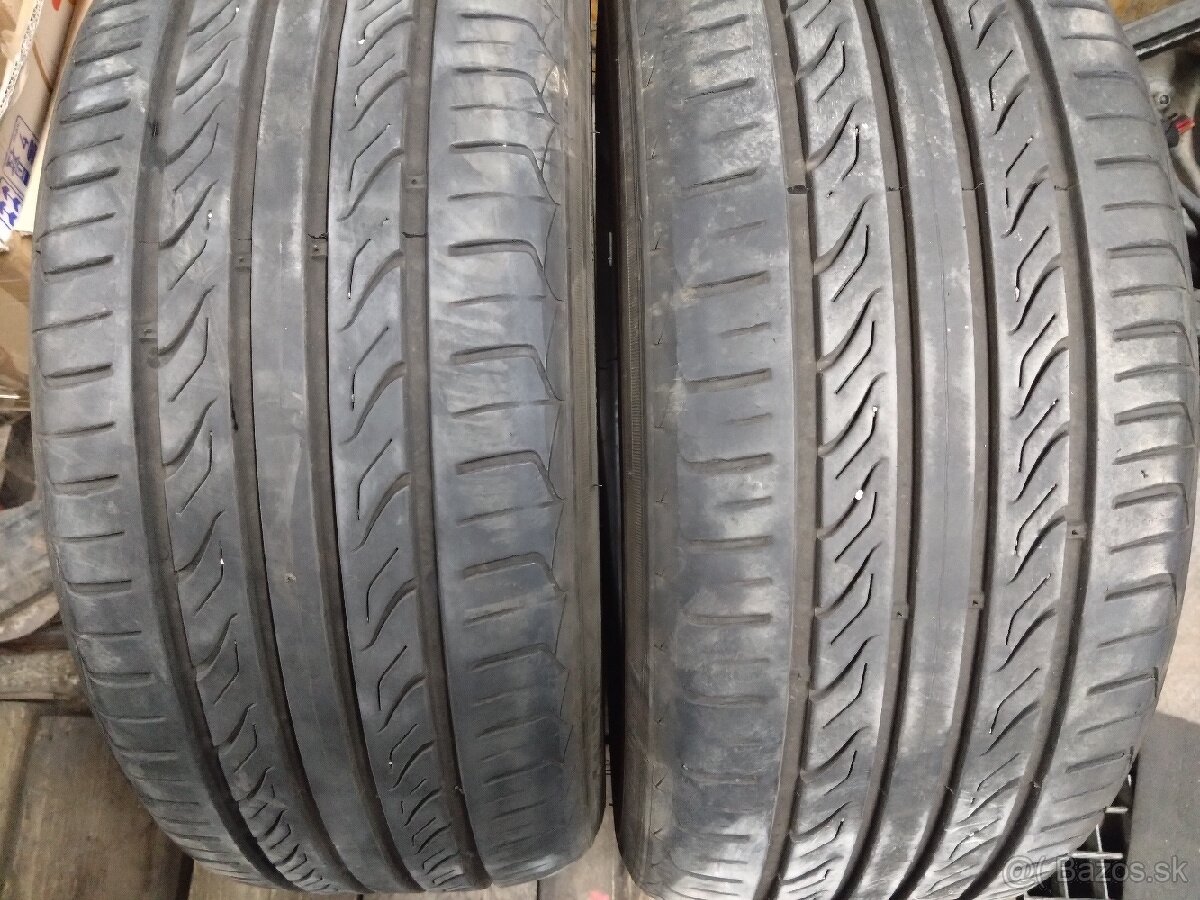 215/45 R17