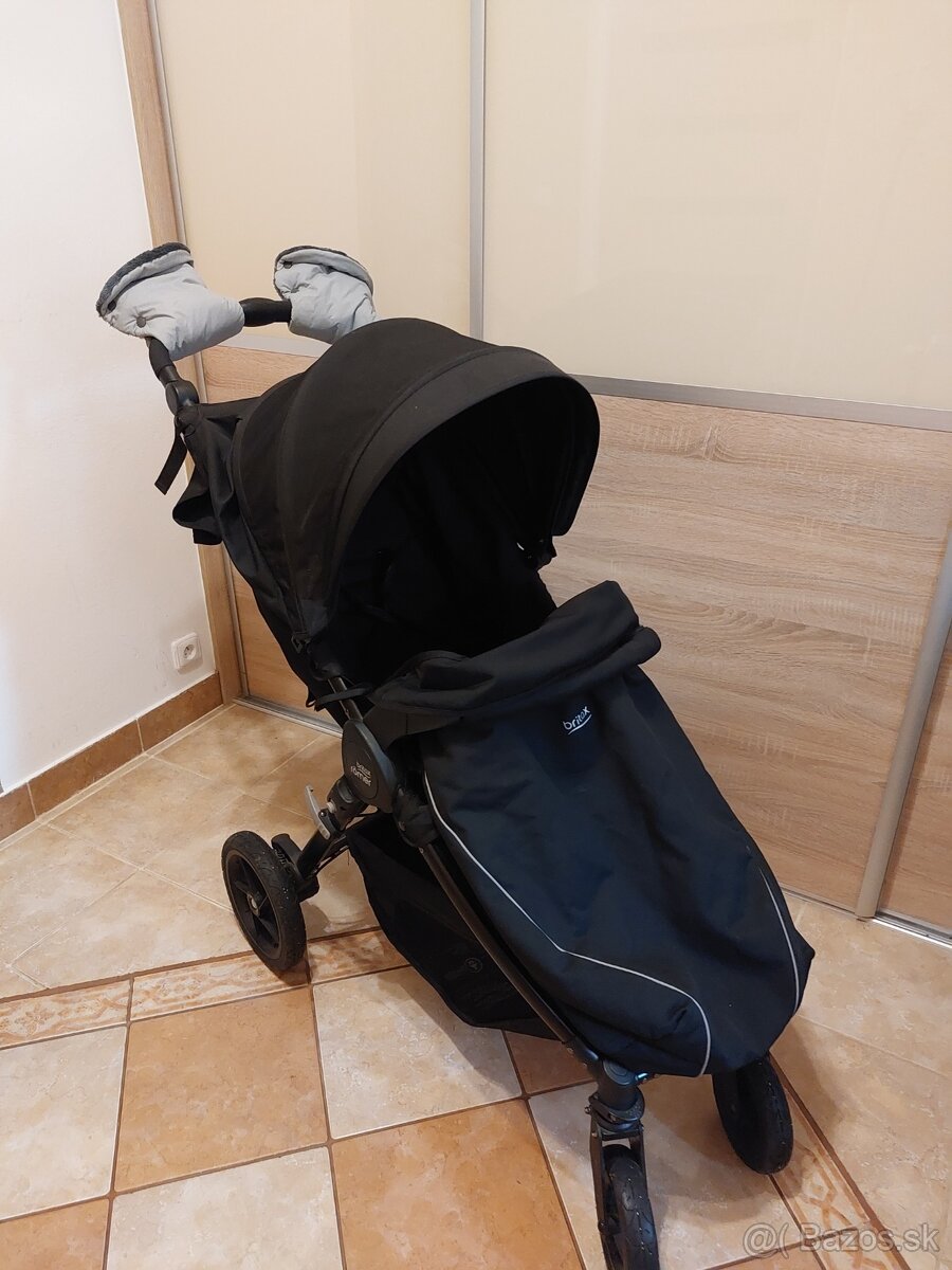 Kárička Britax Römer  B-motion 4