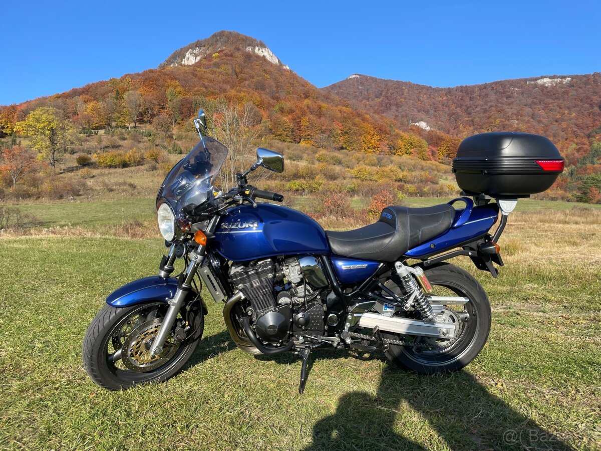 Suzuki GSX 750 AE Inazuma