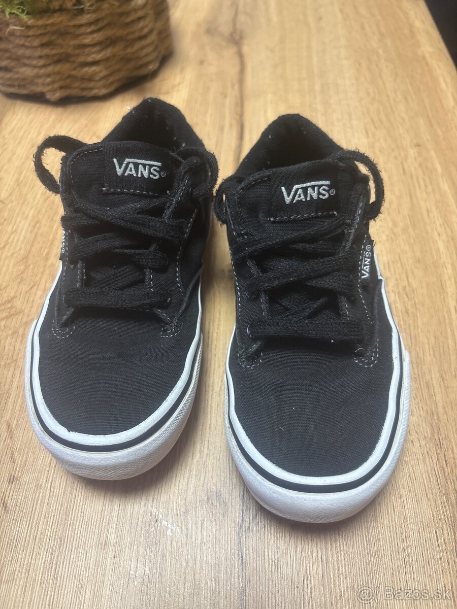 VANS TENISKY 31 velkost