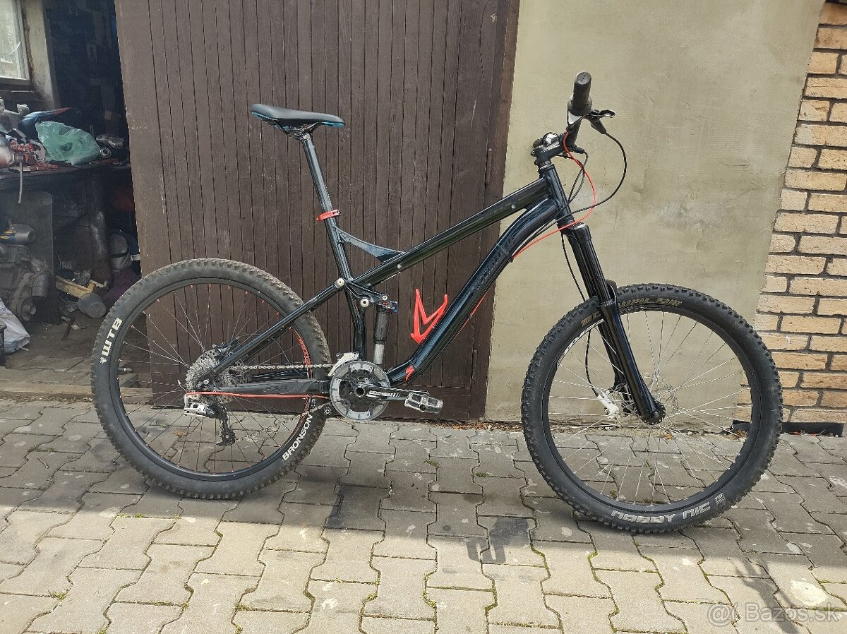 Specialized pitch comp vel.L 26"