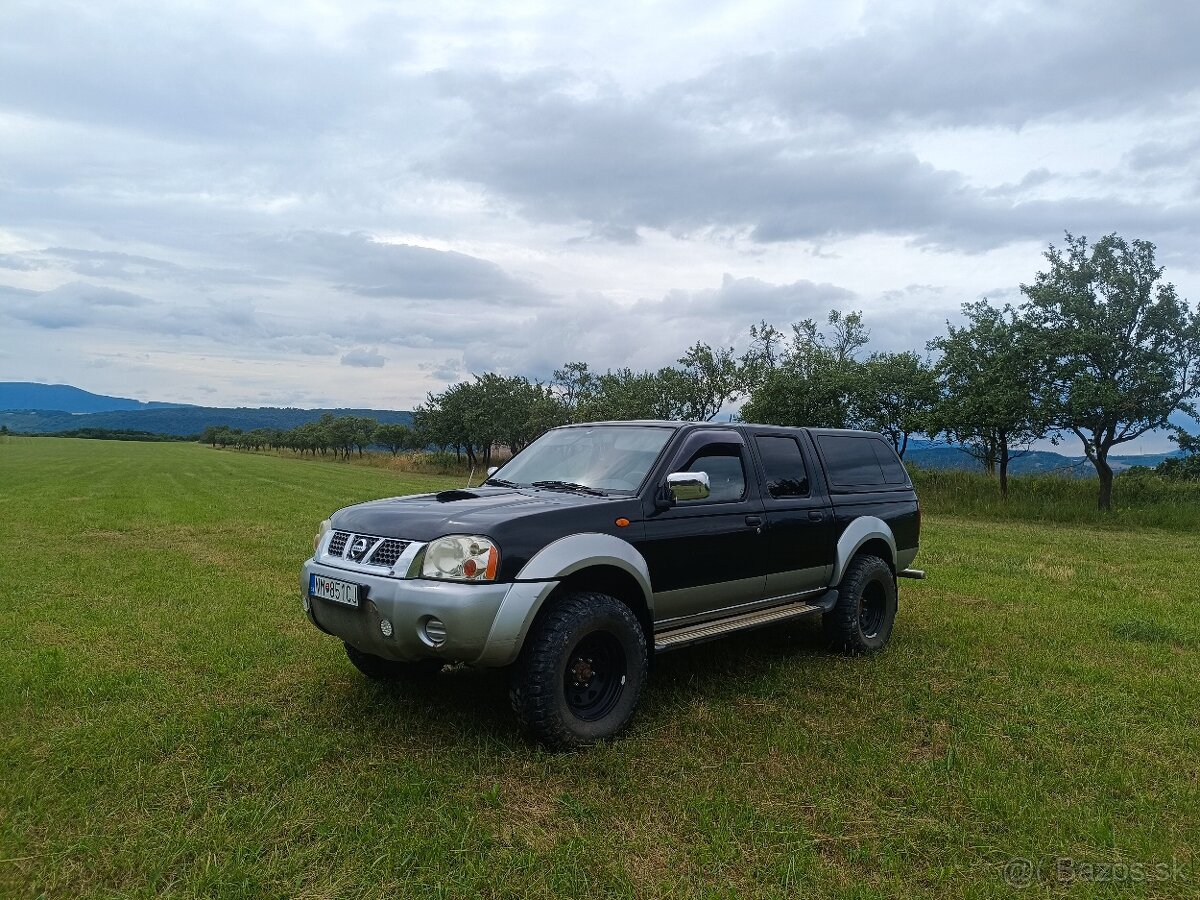 Nissan Navara 2.5TDI d22 4x4