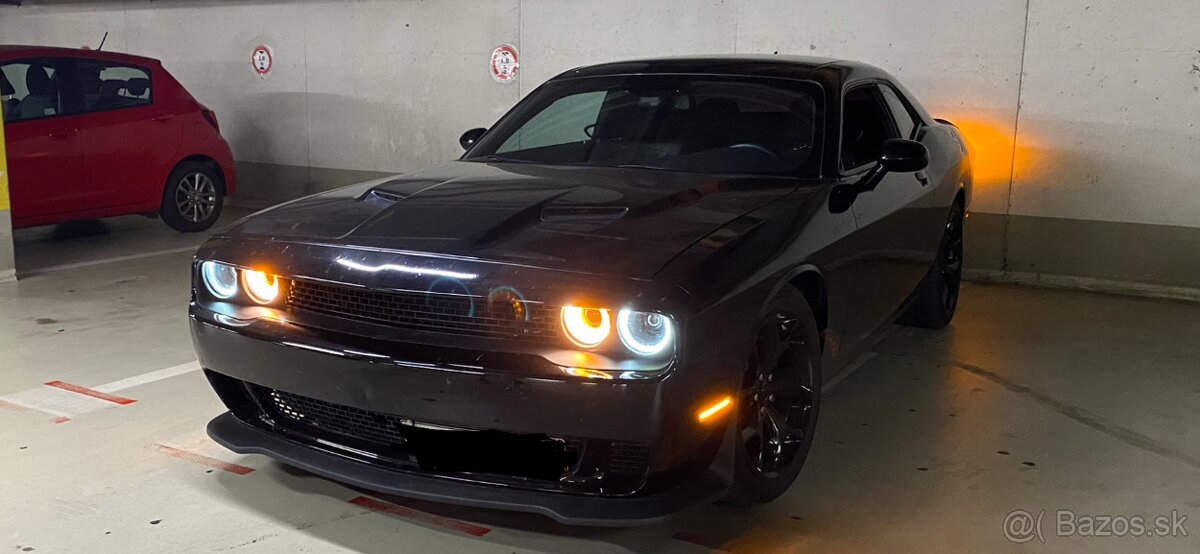 Dodge Challenger 5.7 Hemi