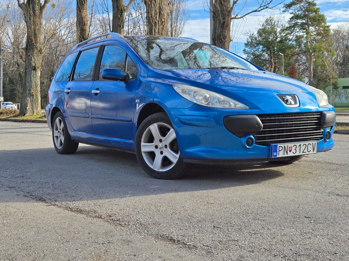 Peugeot 307sw kombi 1.6 hdi, PANORÁMA, 7-miest