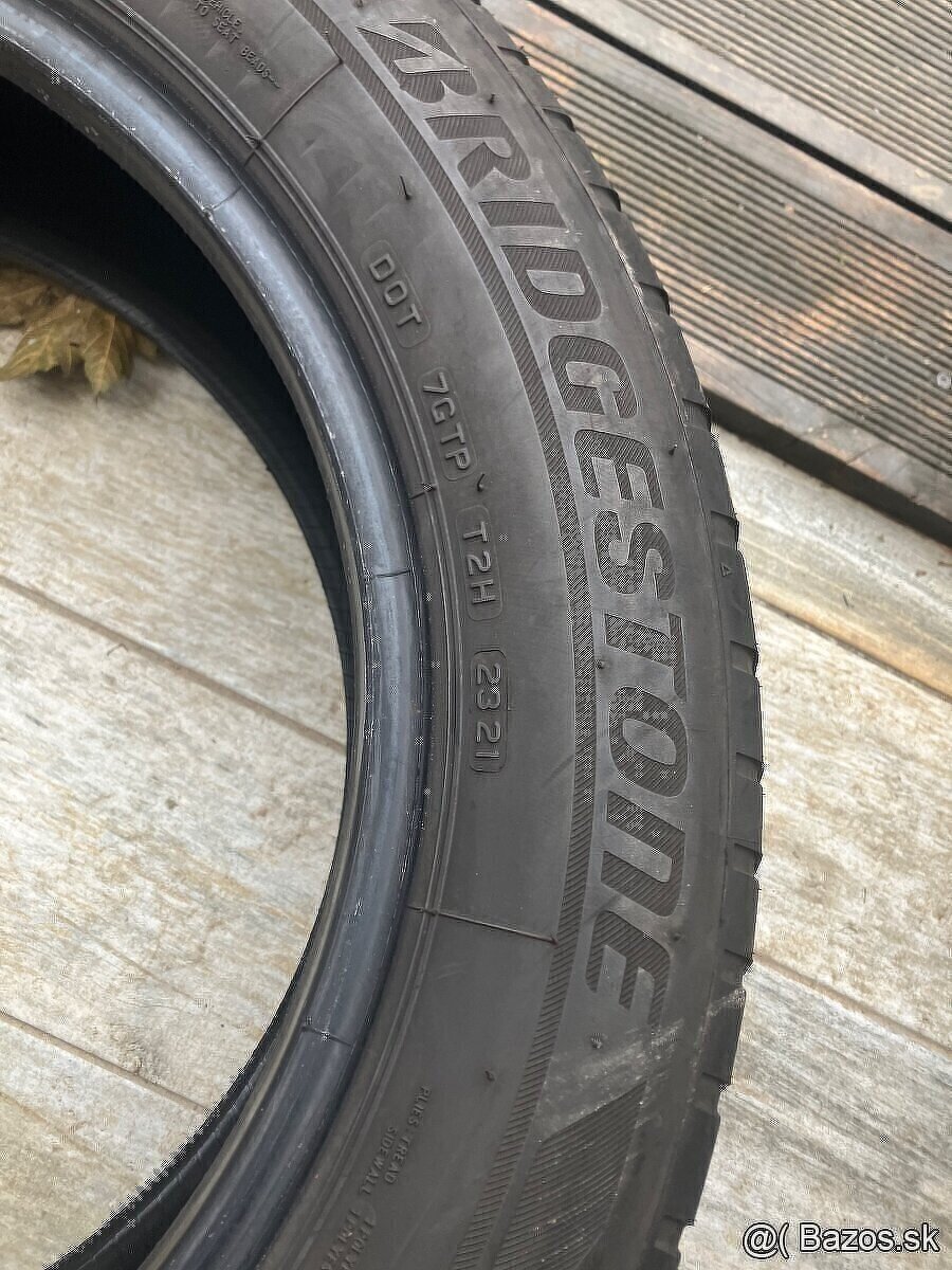 ___ 205/60 R17 zimne Bridgestone