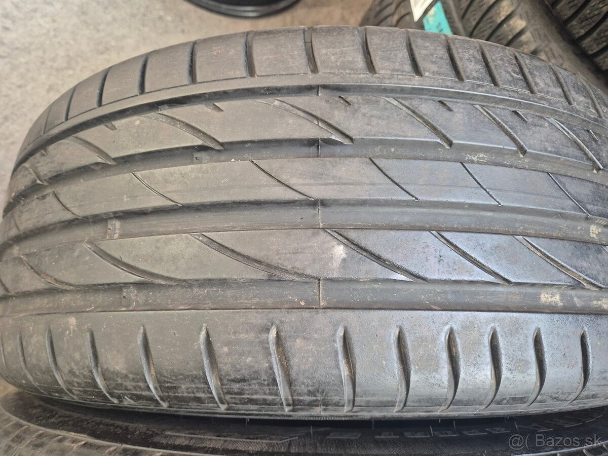 245/45 r19 letné 4 ks MAXXIS dezén 7,8-7,6mm DOT2022