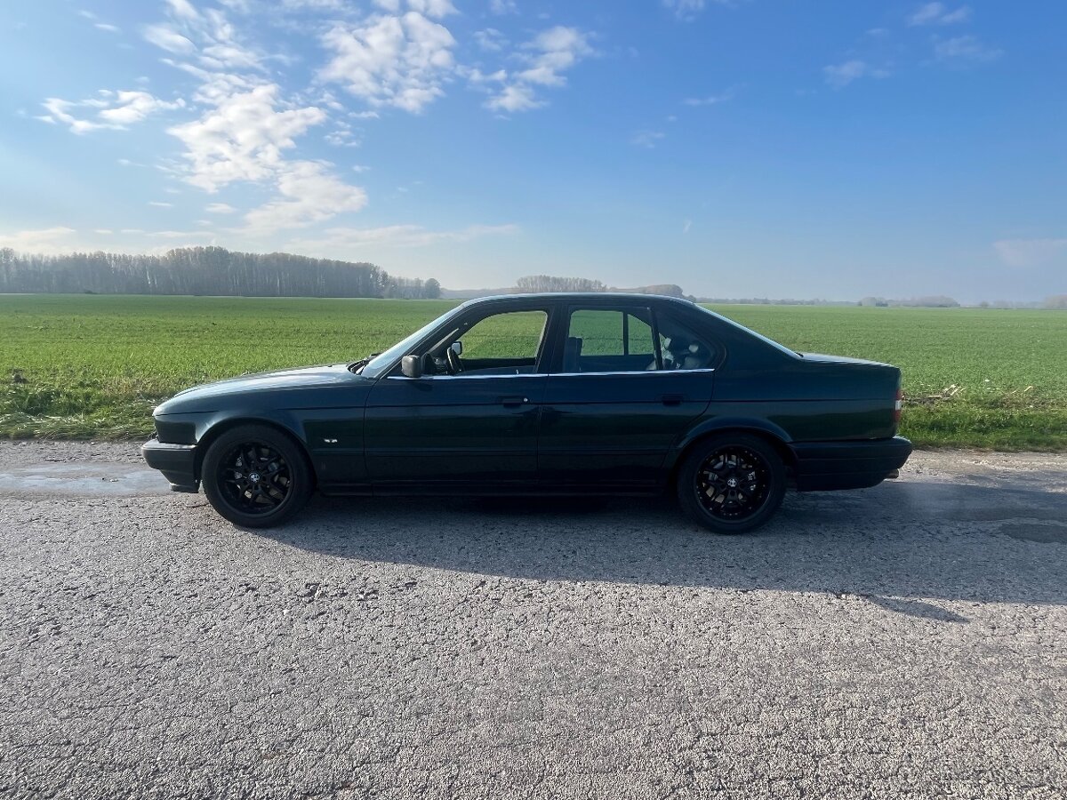 Predám Vymenim BMW e34 525i