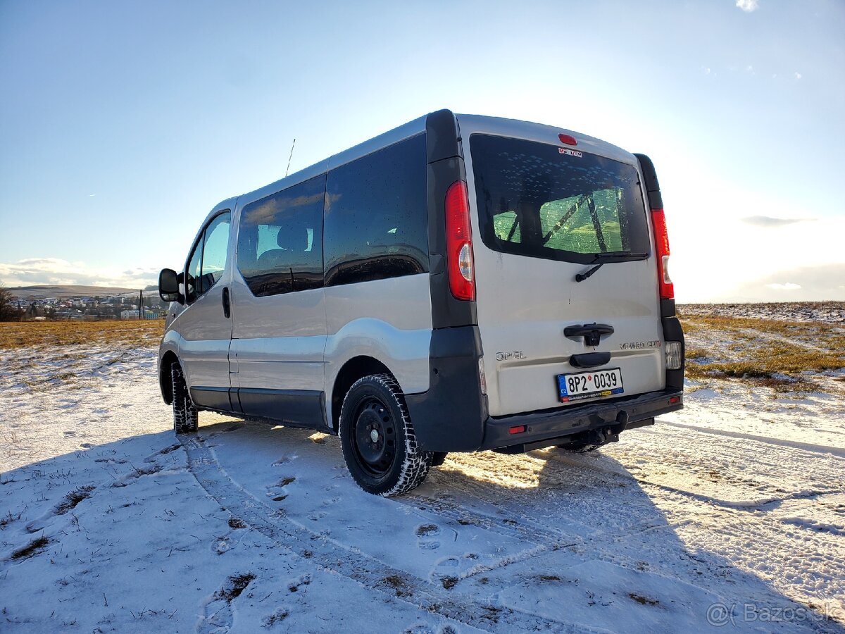 Opel Vivaro 2.0 84kw 9 miest Euro 4