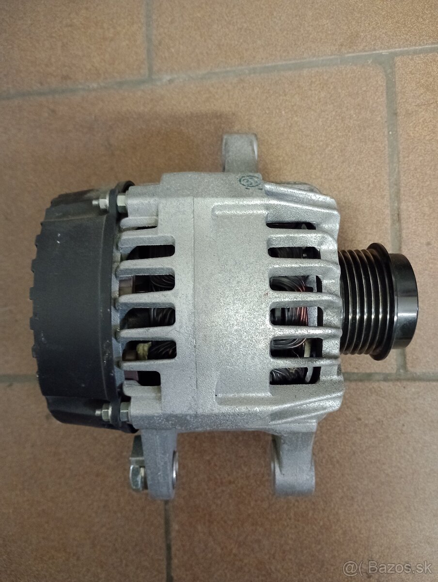 Alternator Toyota Auris