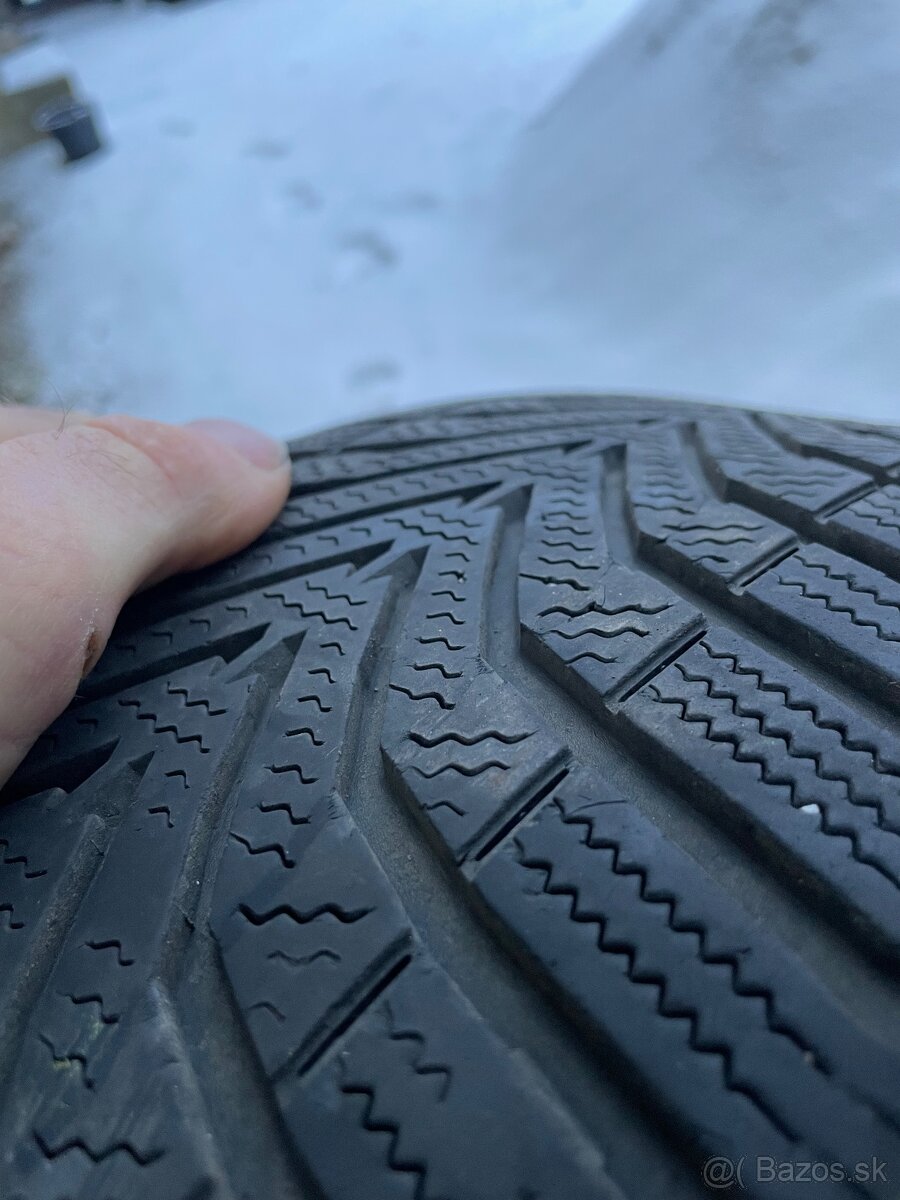 Vredstein 205/60 r16 92h