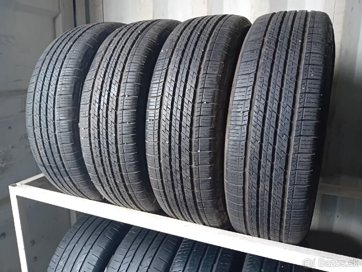 225/65R17 M+S Continental