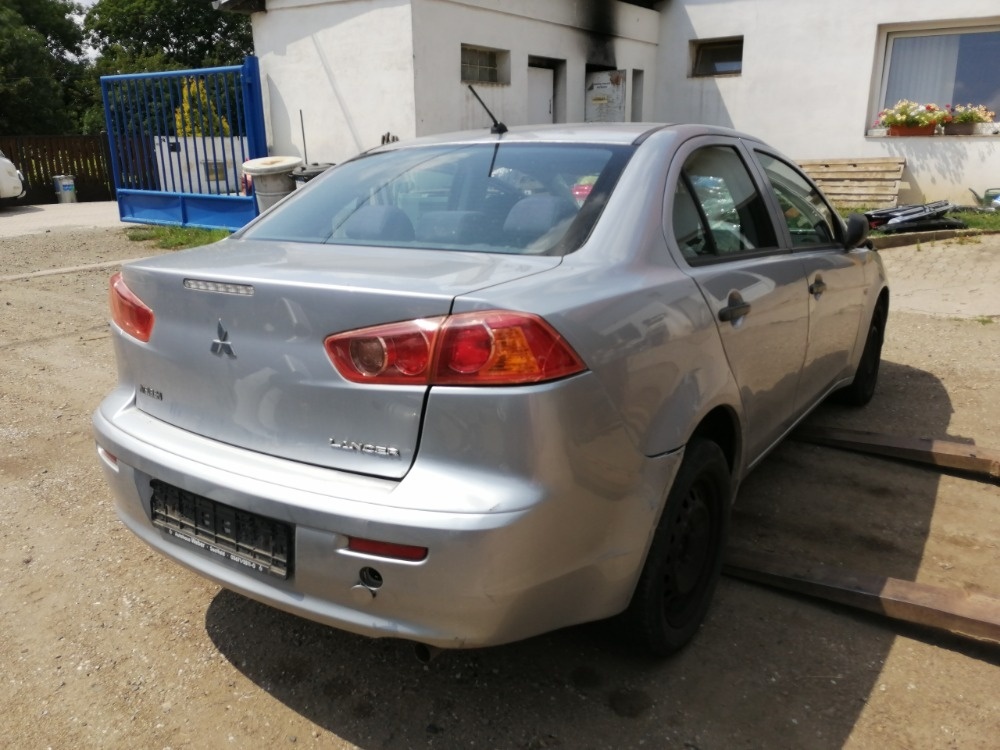 Mitsubishi Lancer sedan 07-13