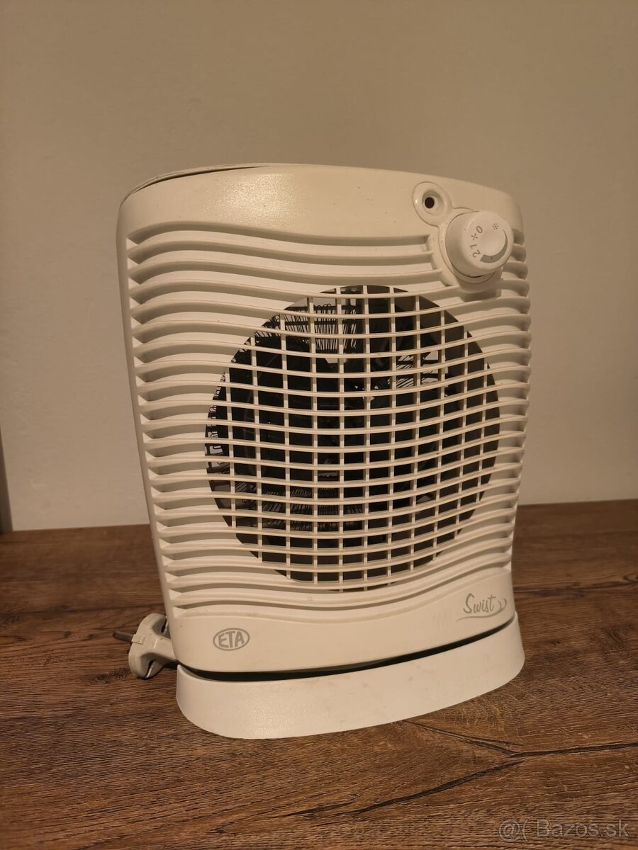 Teplovzdušný ventilátor - ohrievač.