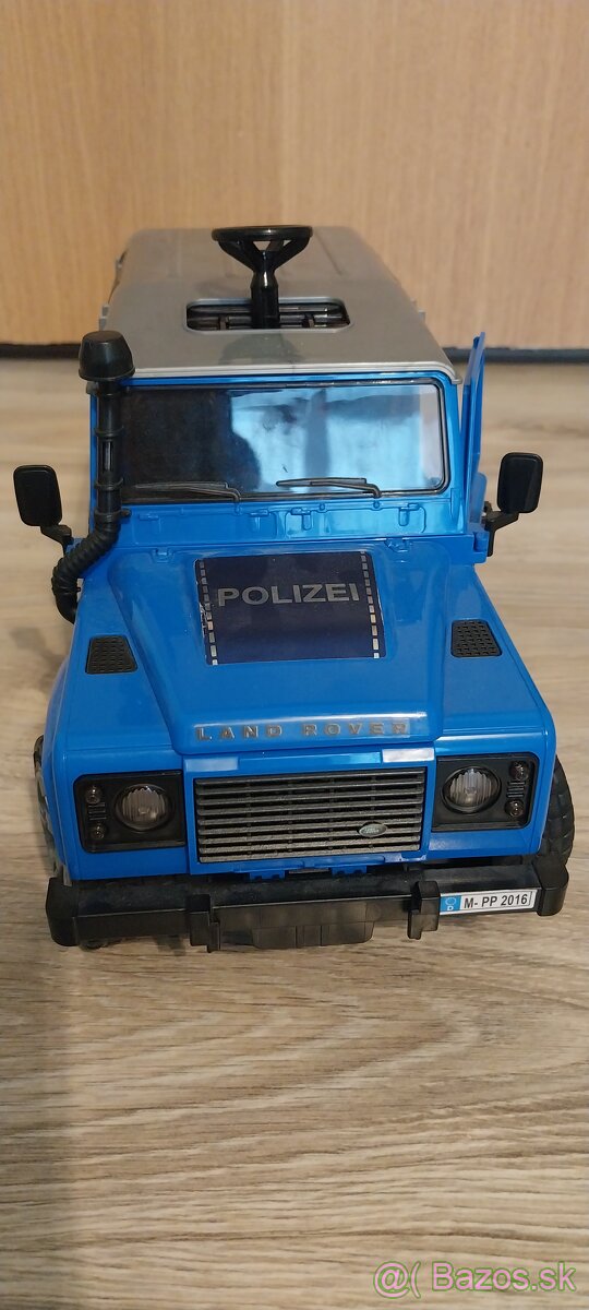 Policajne auto