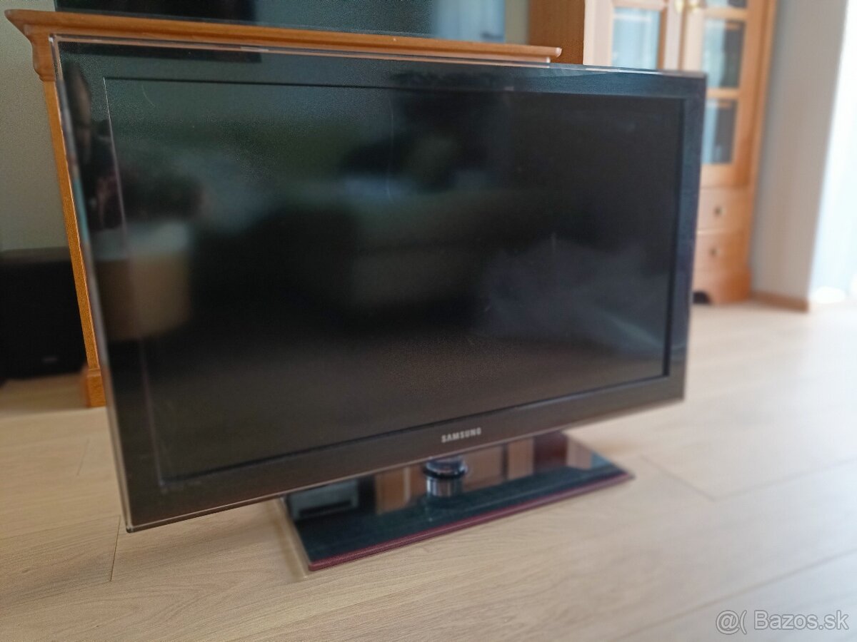 TV Samsung LCD Full HD 37'' (94cm)