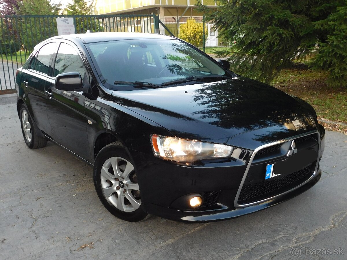 MITSUBISHI LANCER 1.5 EDITION MIVEC BENZIN RV-2010