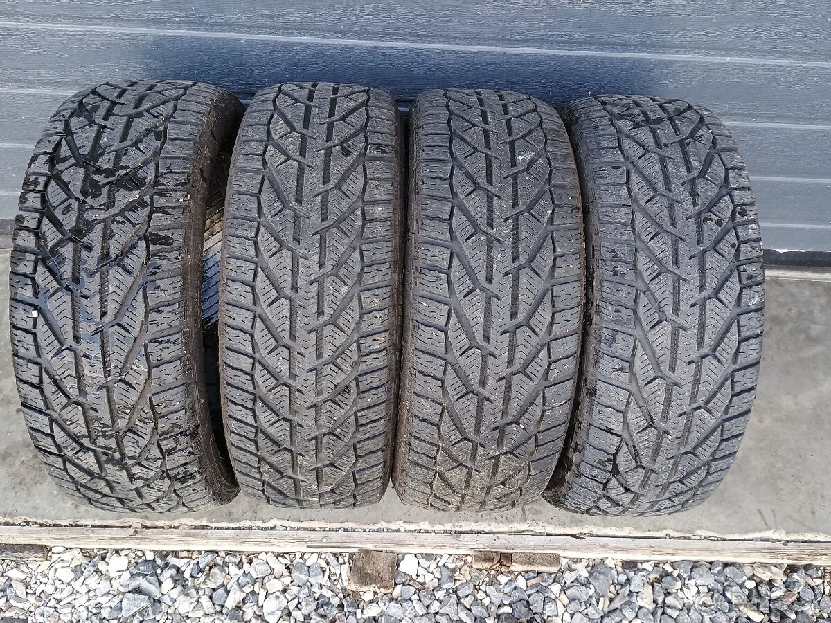 Zimne pneumatiky 205/50R17 Kormoran