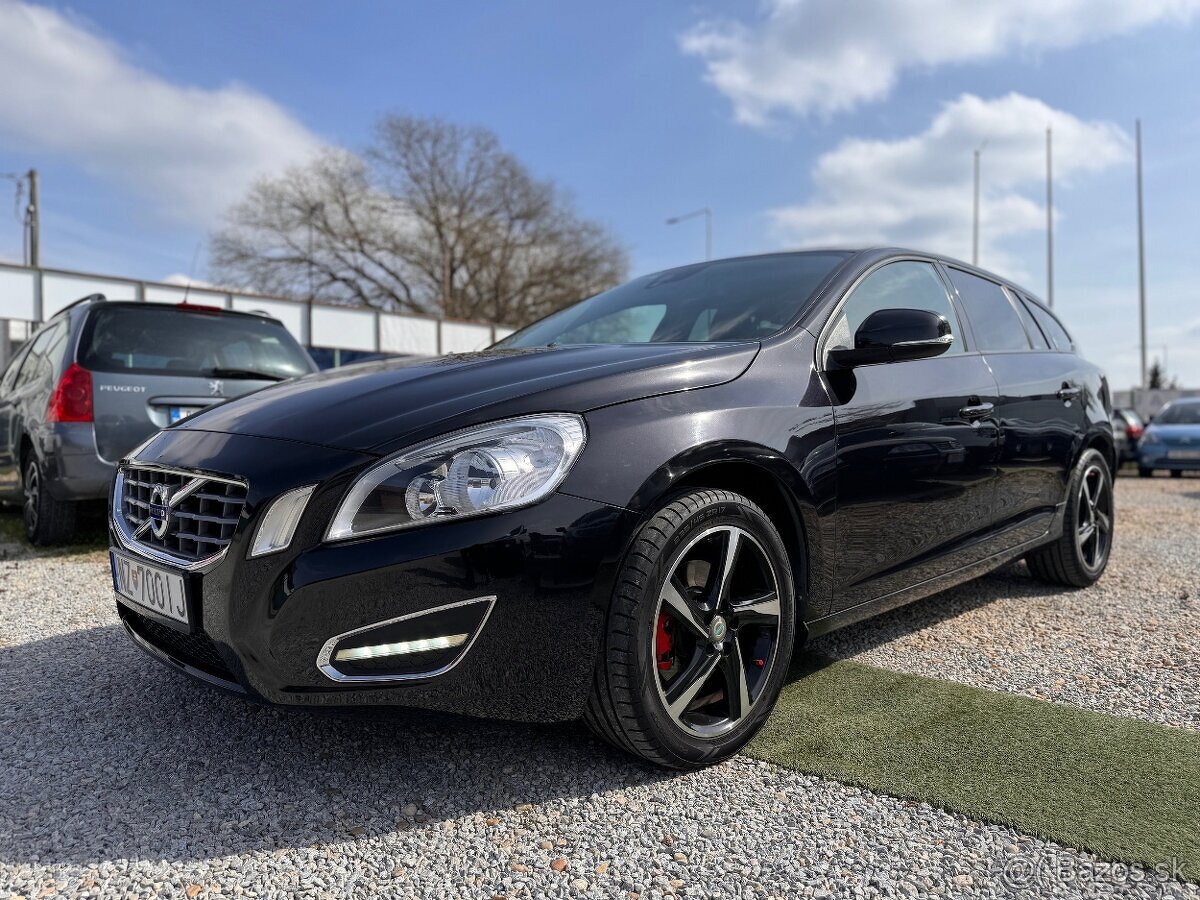 Volvo V60 2.0 diesel, 100kW, AT/6, rok:12.2012.