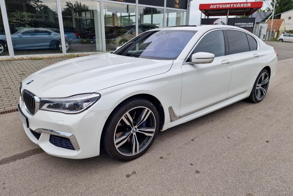 BMW 750I XDRIVE DSG