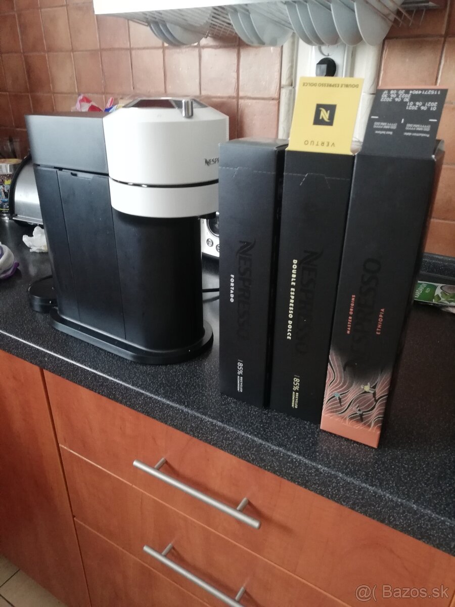 Predam originál kapsulový kavovar nespresso vertuo