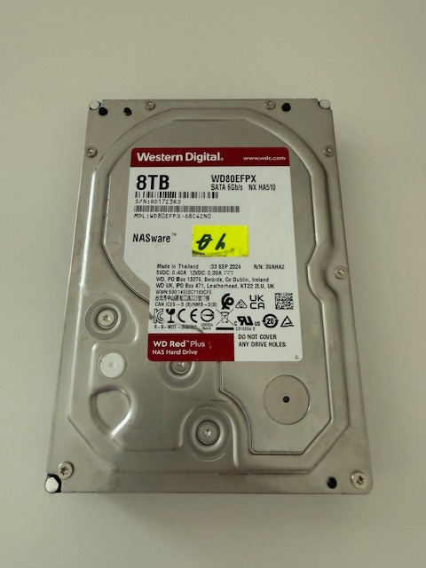 Western Digital  Red NAS 8TB   (0 hodín)