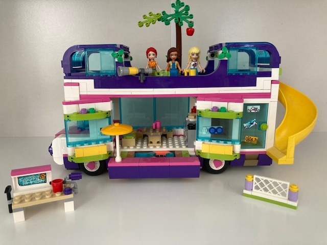 Lego Friends 41395 autobus priateľstva s 3 postavičkami